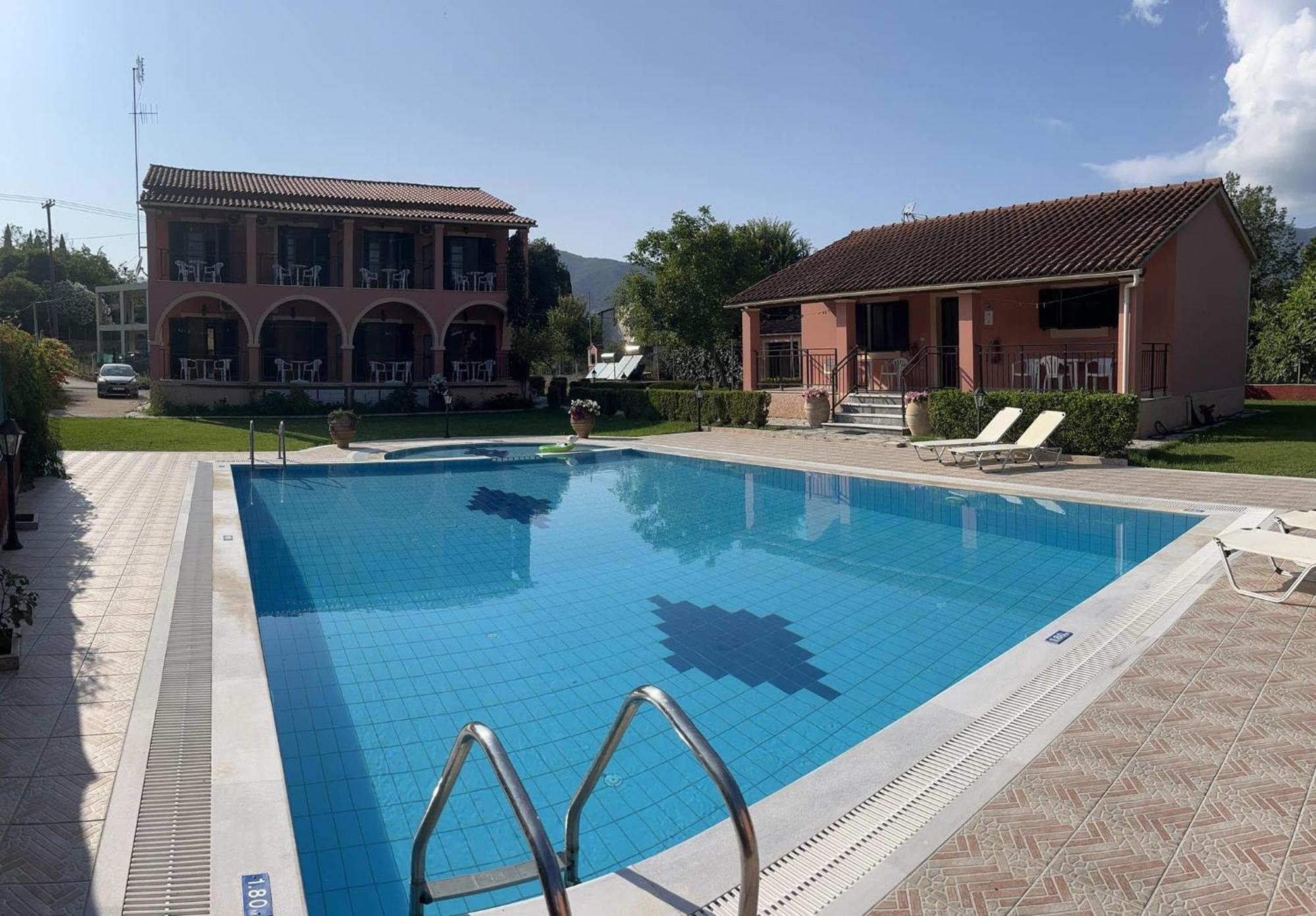 Gregory-Vassilis Apartments ذيسْخا المظهر الخارجي الصورة
