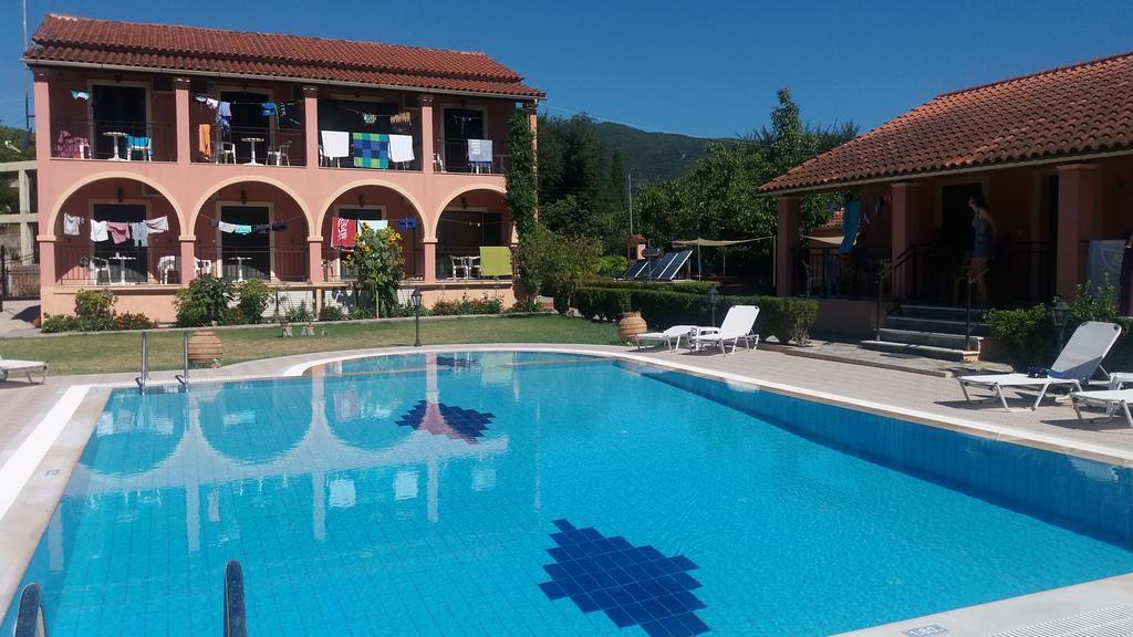 Gregory-Vassilis Apartments ذيسْخا المظهر الخارجي الصورة